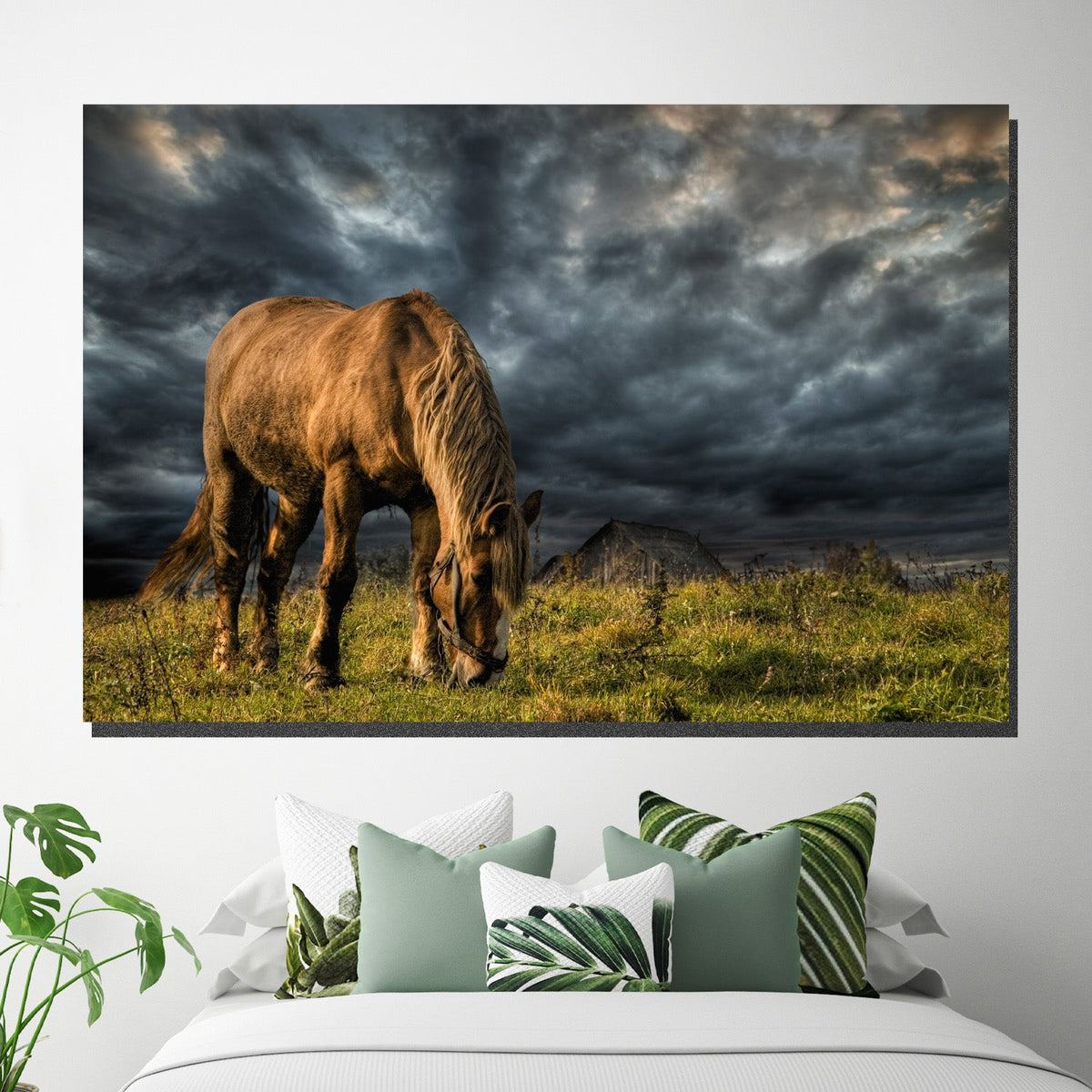 https://cdn.shopify.com/s/files/1/0387/9986/8044/products/ClydesdaleHorseCanvasArtprintStretched-1.jpg